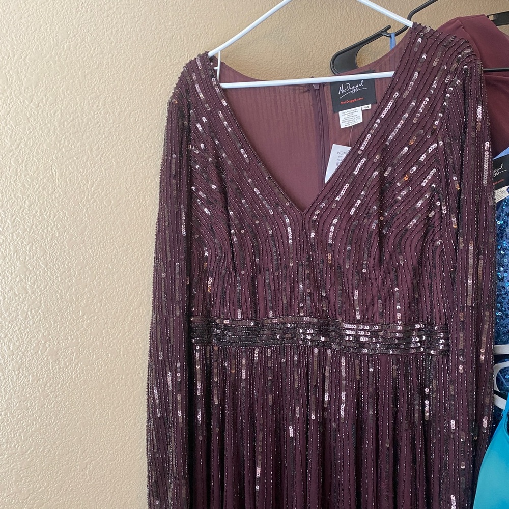 Mac Duggal Gown Burgundy Sequin Bead NWT WITH FLAW SZ 16